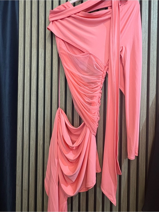 Mugler Dresses & Skirts - Mugler x H&M Knot-Detail One-Shoulder Dress